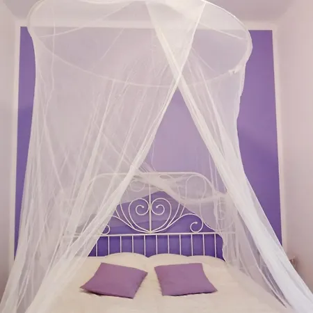 Casa Egregia Lejlighed *